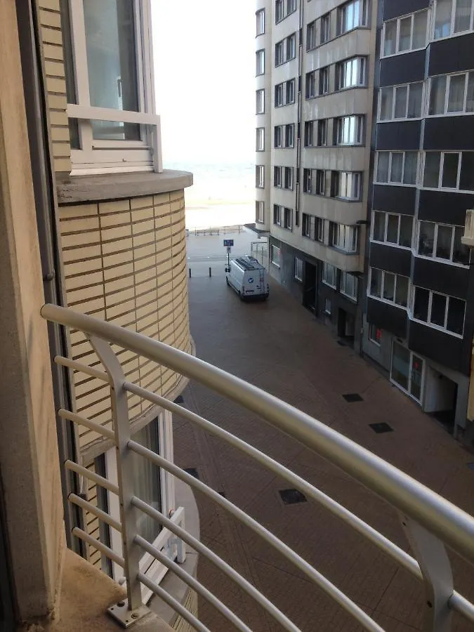 Centraal Gelegen App Met Lateraal Zeezicht Ostende